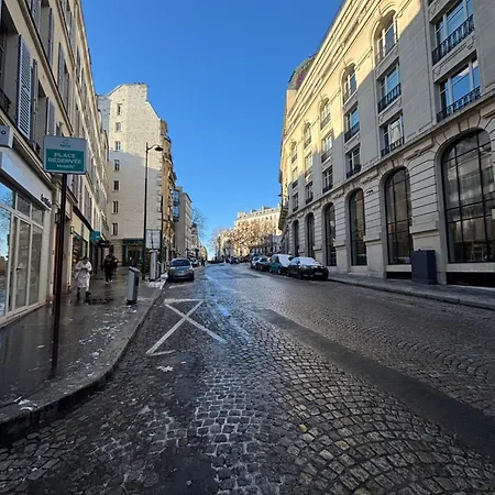 Appartement Des Champs Elysées *